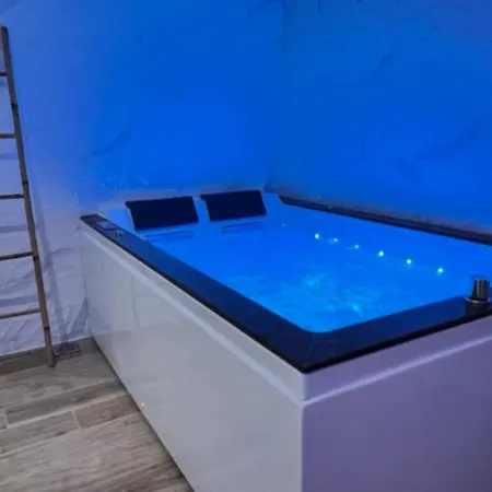 L'eden - Jacuzzi - Saint-etienne Apartment Saint-Etienne (Loire)